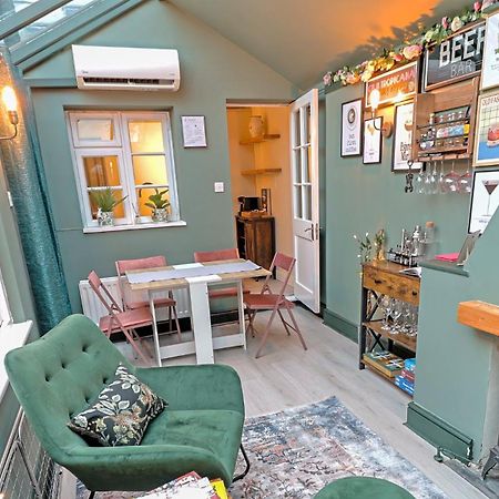 Bay Tree Cottage, Sleeps 7 Close To The Marina Burnham-on-Crouch Zewnętrze zdjęcie