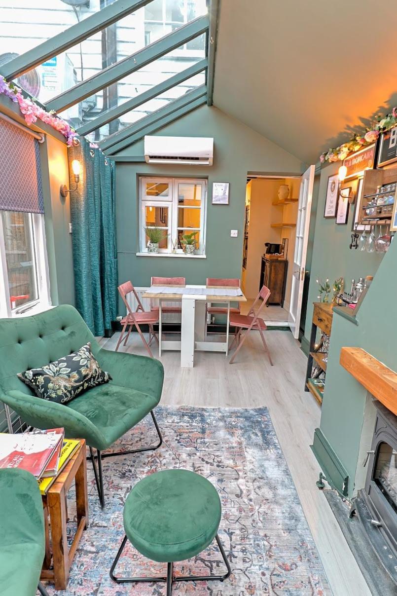 Bay Tree Cottage, Sleeps 7 Close To The Marina Burnham-on-Crouch Zewnętrze zdjęcie